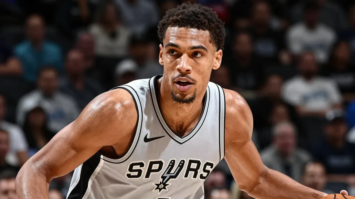 CBS Sports names Victor Wembanyama and Stephon Castle top NBA duo, as the San Antonio Spurs earn top spot in the...