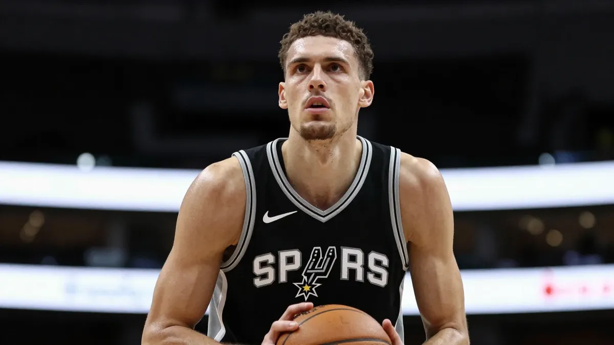 The San Antonio Spurs are reportedly eyeing a surprise trade with the Dallas Mavericks, potentially involving forward PJ...