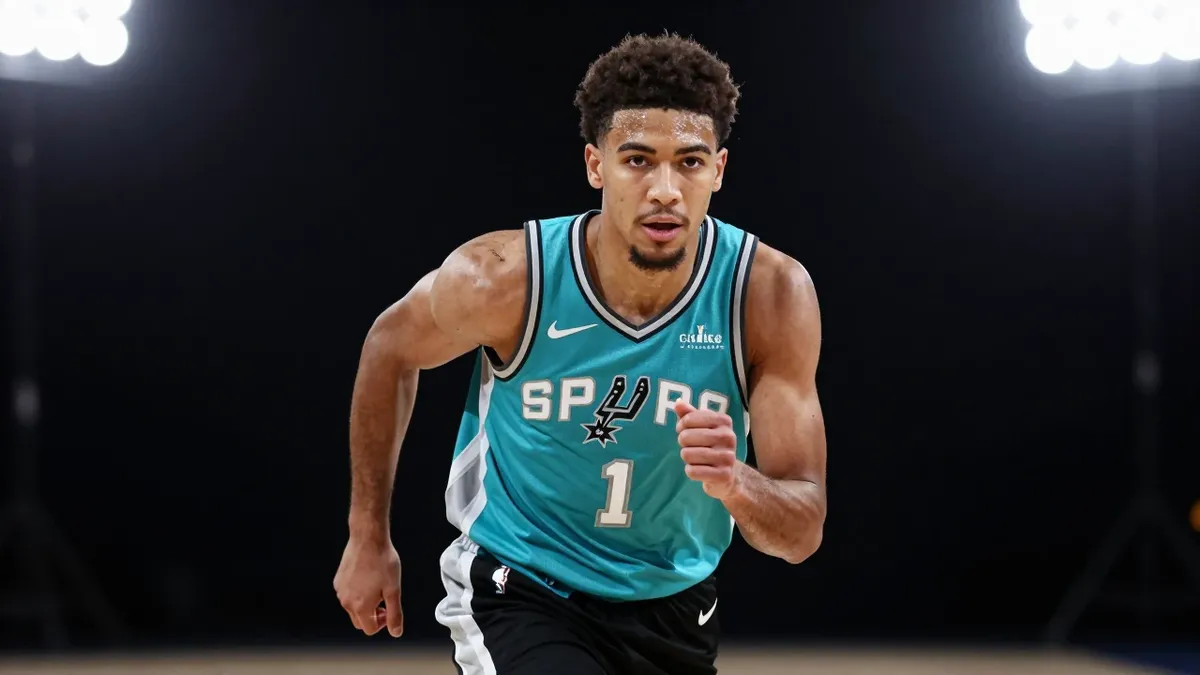 San Antonio Spurs fell 90-94 to the New York Knicks on June 14 2026, extending their losing streak to four games as they...
